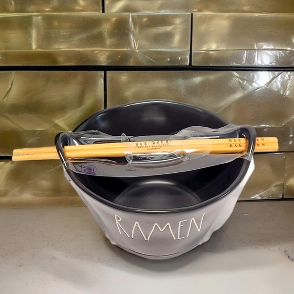 🆑️ CLEARANCE Rae Dunn Large Black Ramen Noodle Bowl With Chopsticks - Picture 11 of 12